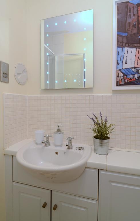 Ferienwohnung Powderhall Riverside Edinburgh Zimmer foto